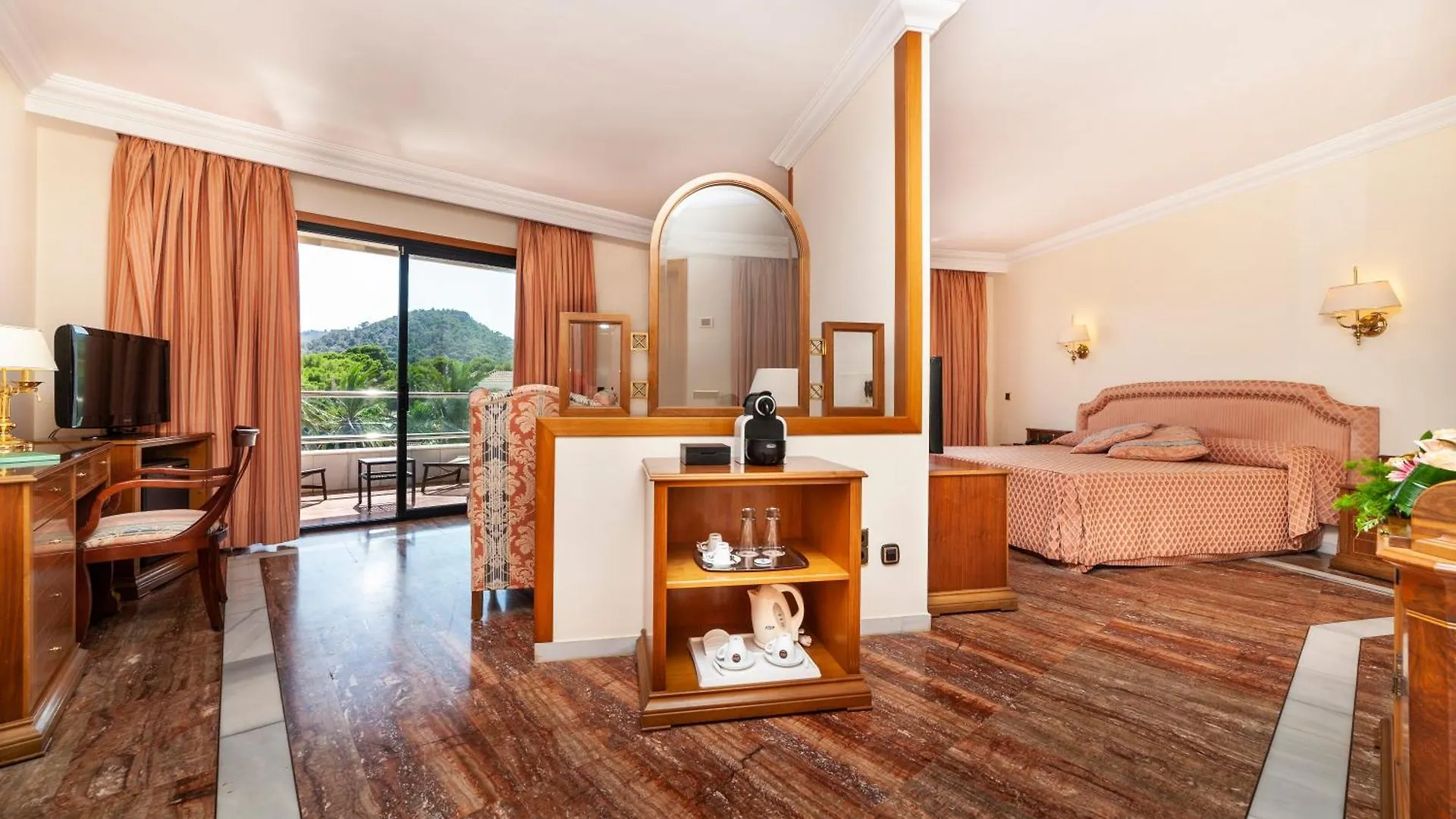 Hotel Serrano Palace Cala Ratjada