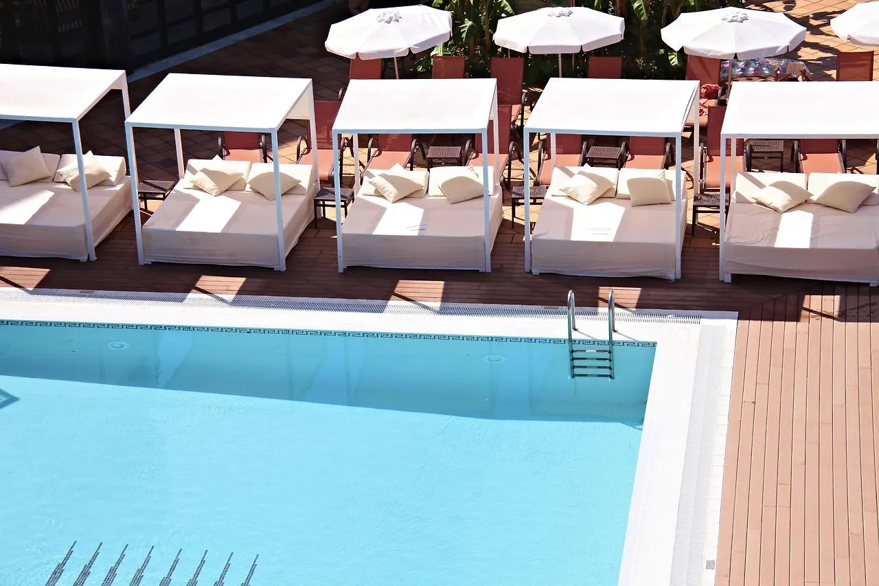 Hotel Serrano Palace Cala Ratjada  Cala Ratjada (Mallorca)